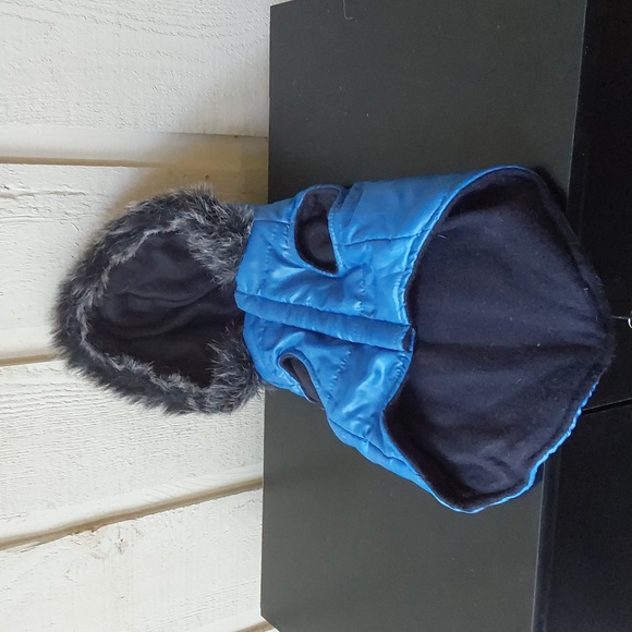 Dog parka - Picture 3 of 3